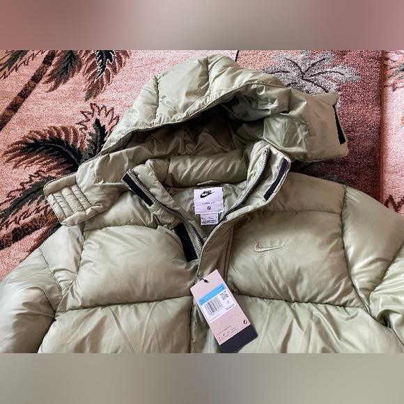 Men’s Nike Storm Fit Alligator Green Puffer Jacket Coat Size 4XL ( DR9605-010 ) - Picture 3 of 9